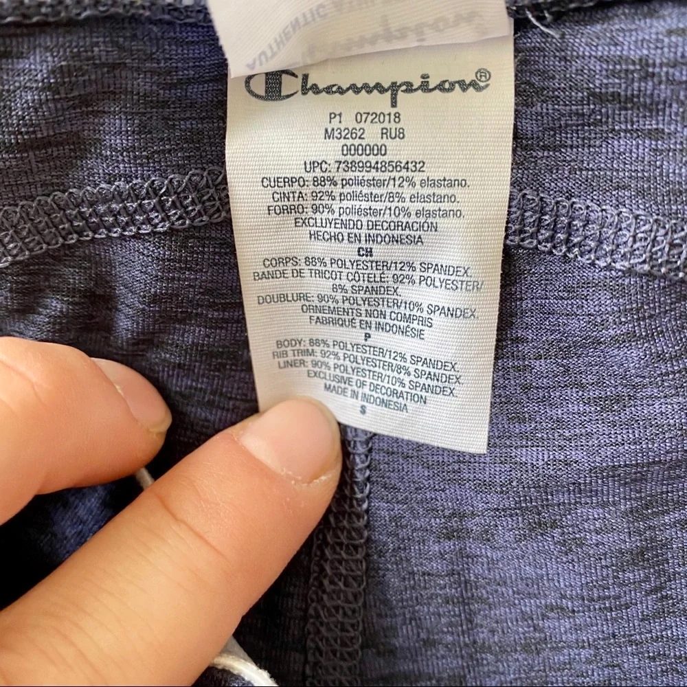 Champion Capri Leggings Size Small‎